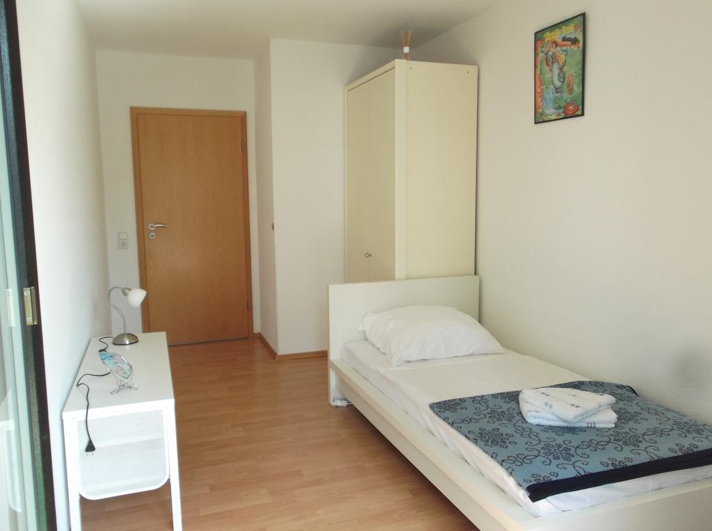 Wiesbaden Ferienwohnung Екстериор снимка